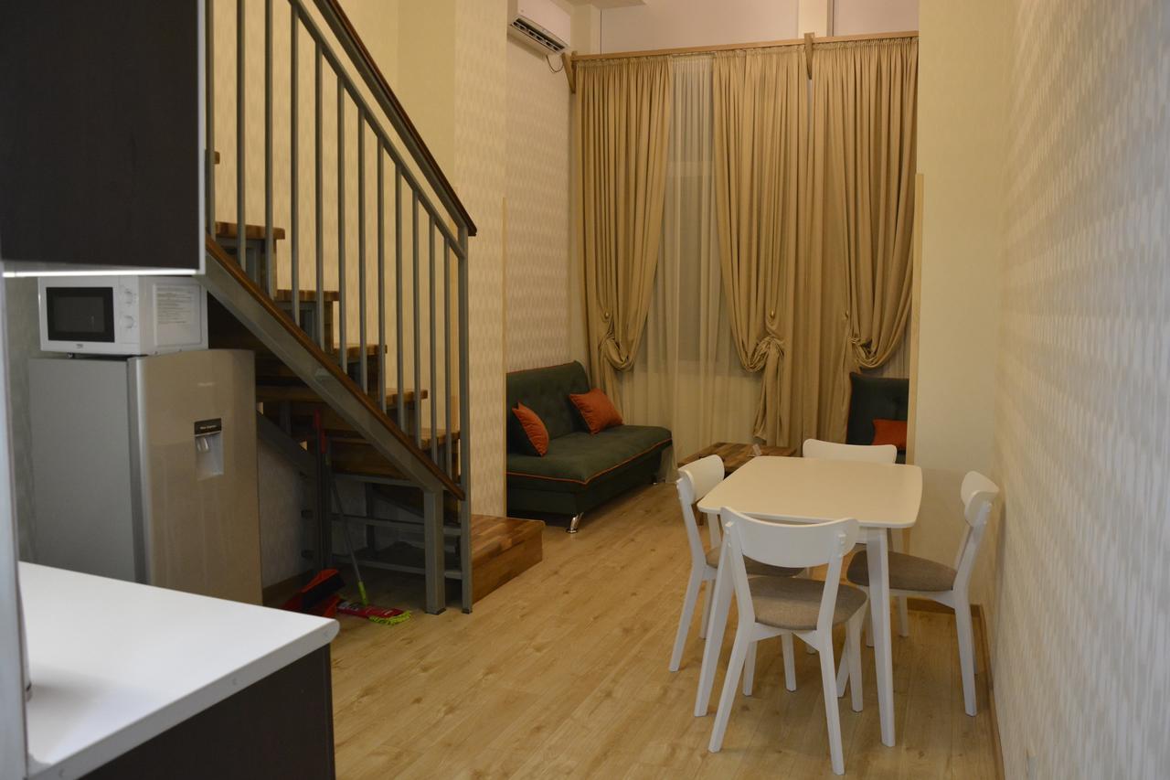 טביליסי Full Comfort Apartment On Aghmashenebeli מראה חיצוני תמונה