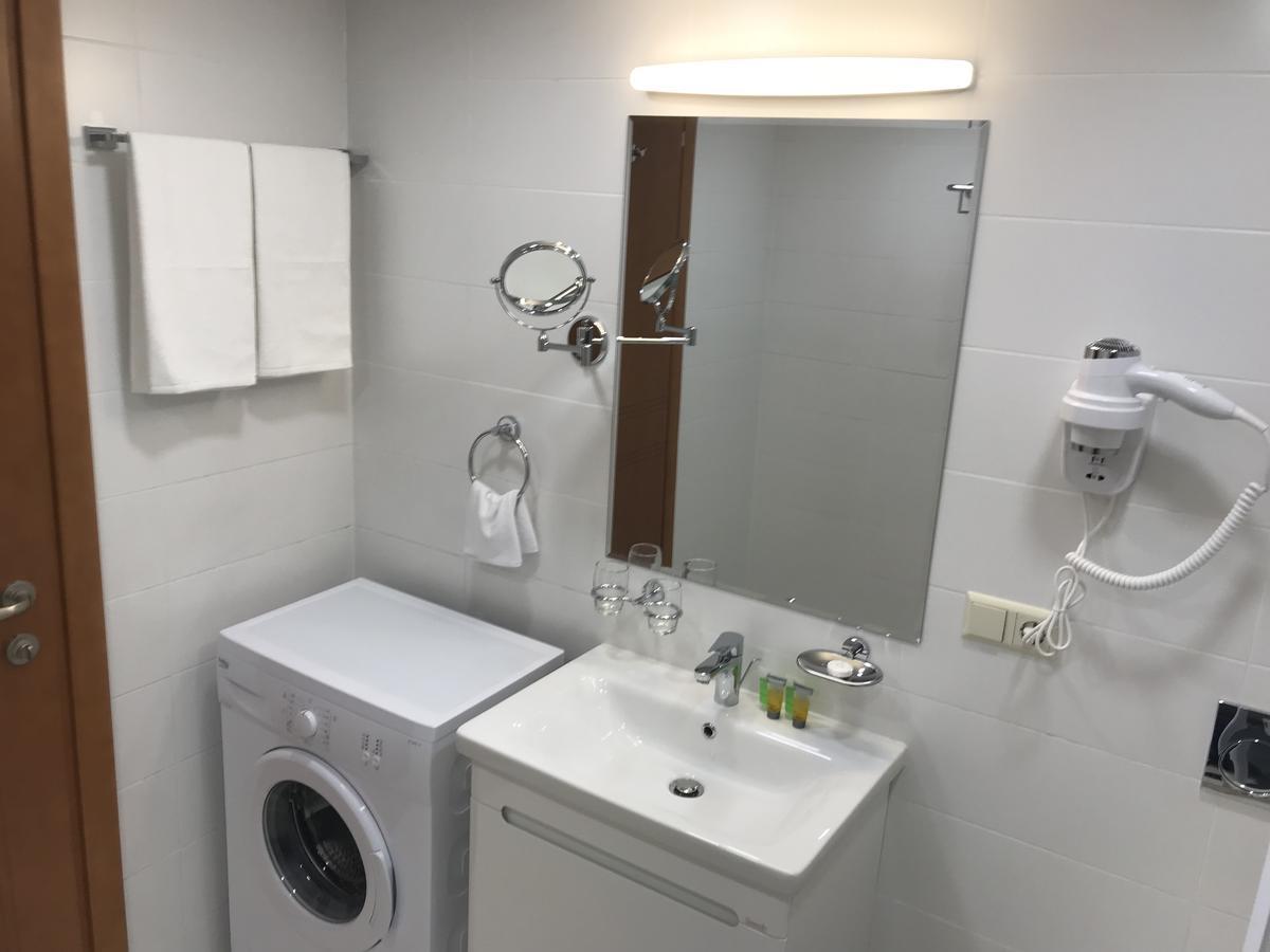 טביליסי Full Comfort Apartment On Aghmashenebeli מראה חיצוני תמונה