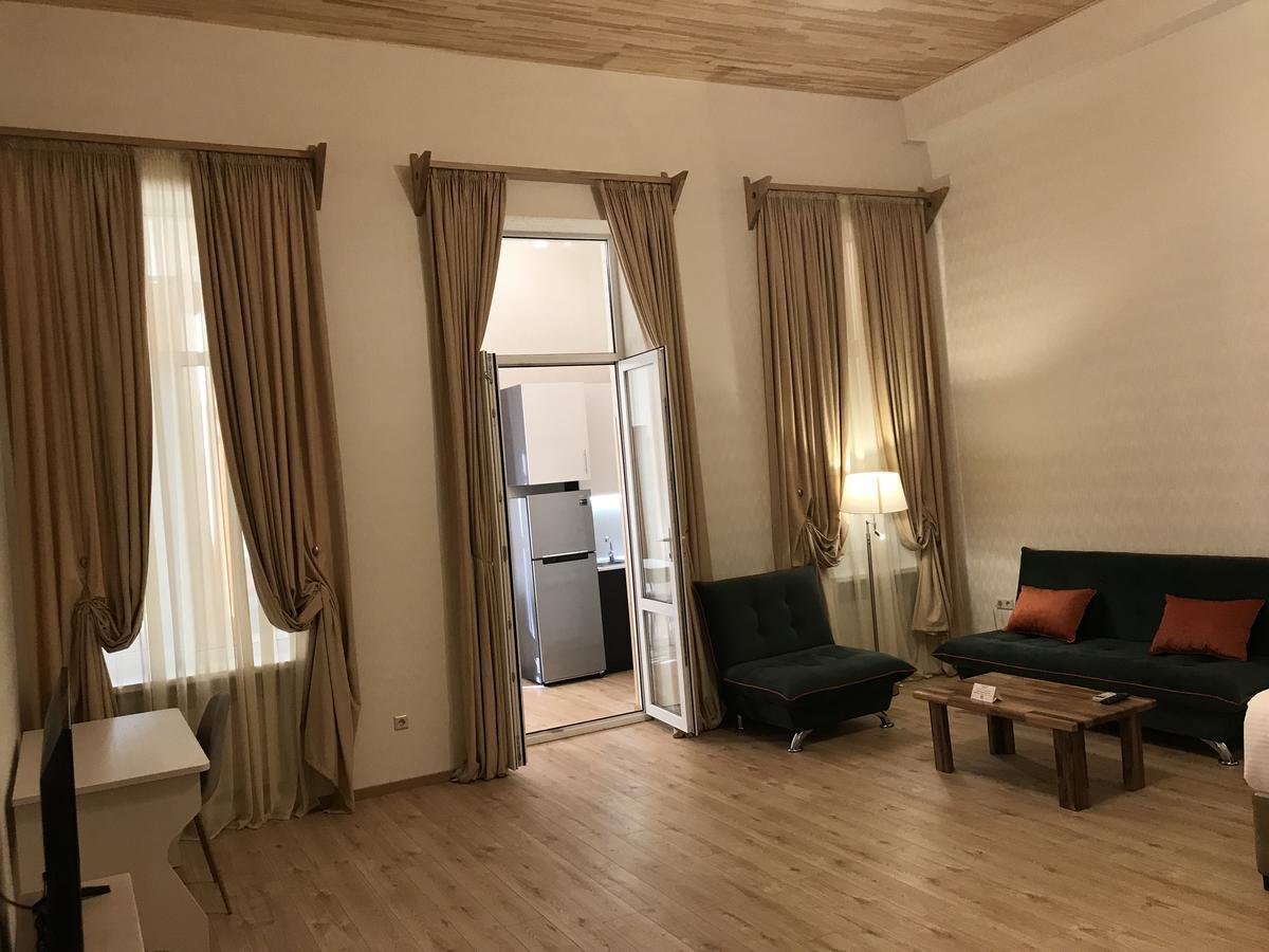 טביליסי Full Comfort Apartment On Aghmashenebeli מראה חיצוני תמונה