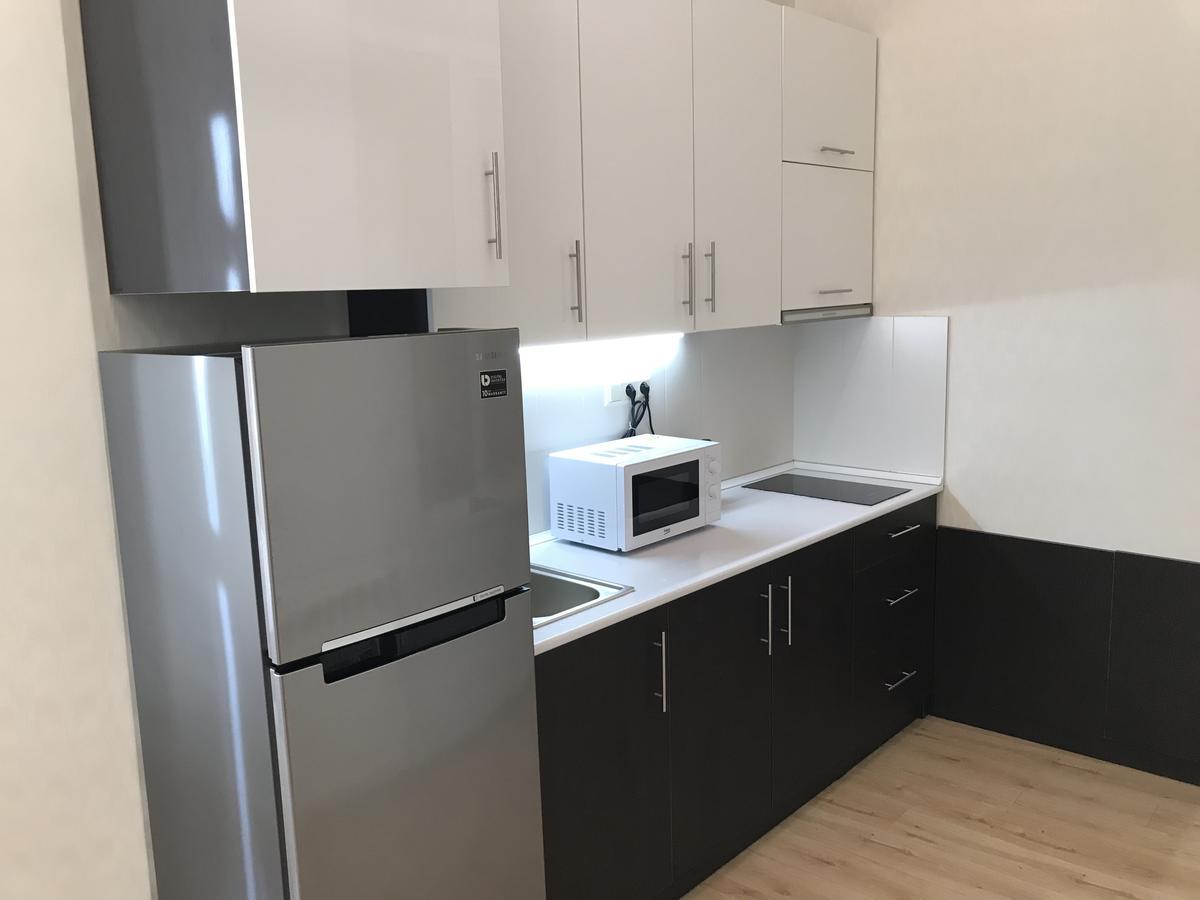 טביליסי Full Comfort Apartment On Aghmashenebeli מראה חיצוני תמונה