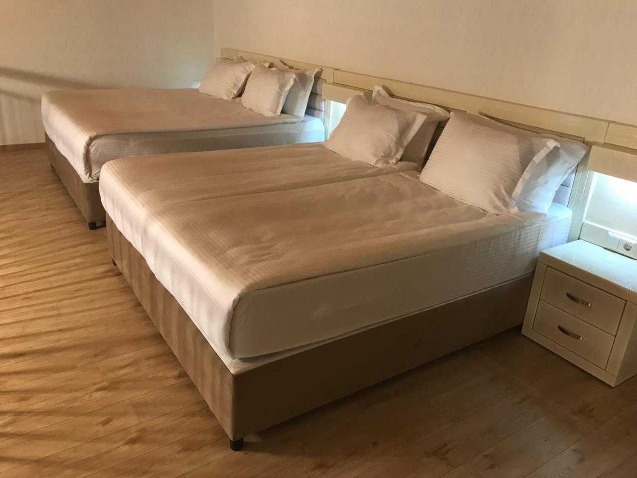 טביליסי Full Comfort Apartment On Aghmashenebeli מראה חיצוני תמונה