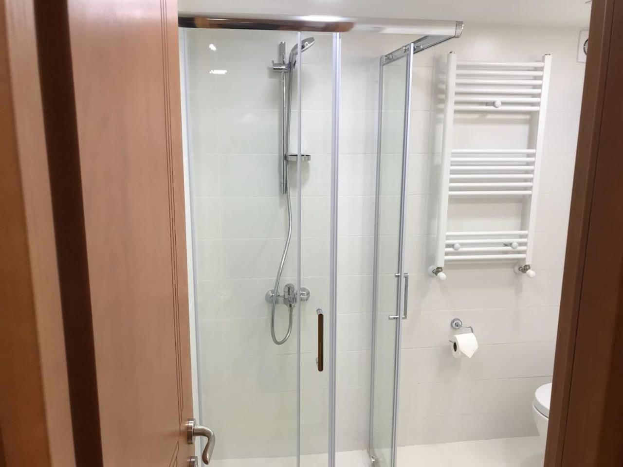 טביליסי Full Comfort Apartment On Aghmashenebeli מראה חיצוני תמונה