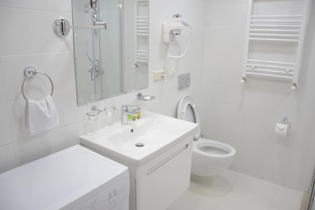 טביליסי Full Comfort Apartment On Aghmashenebeli מראה חיצוני תמונה