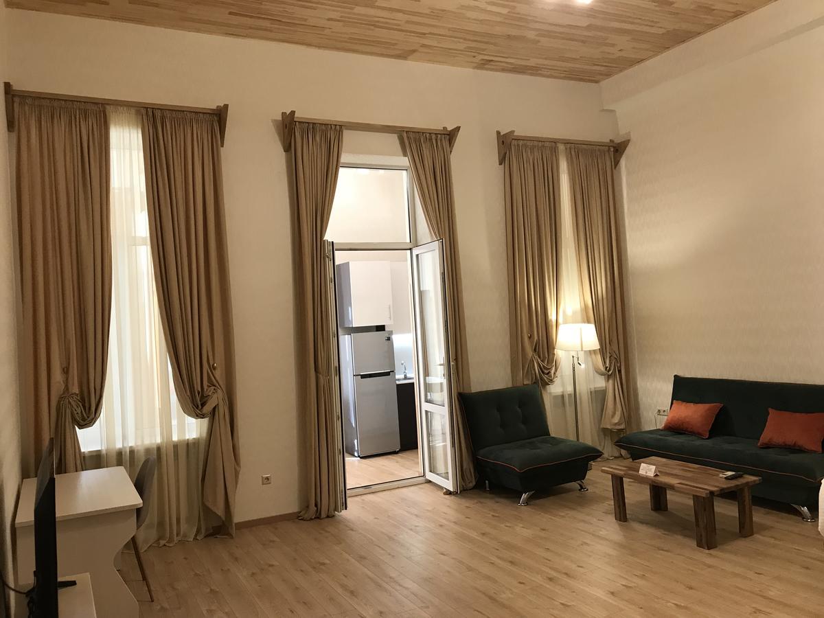 טביליסי Full Comfort Apartment On Aghmashenebeli מראה חיצוני תמונה